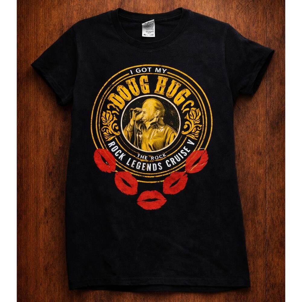 Rock Legends Cruise Rock Music Graphic Tee Kiss Lips Black Shirt Womens Medium